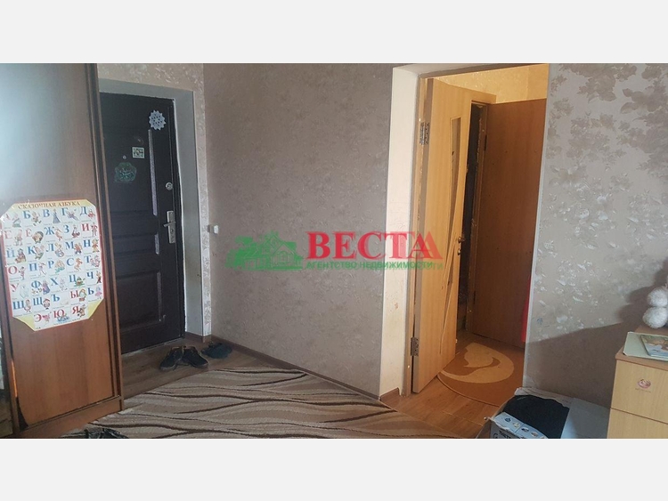 3-комнатная квартира, 50.00 м², 2/2 этаж фото 1