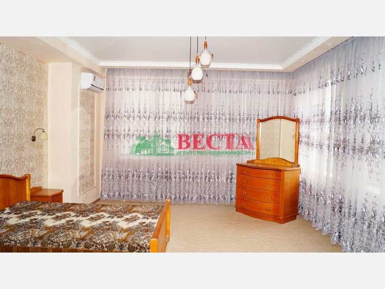 Дом, 560.00 м², на участке 13 сот. фото 8