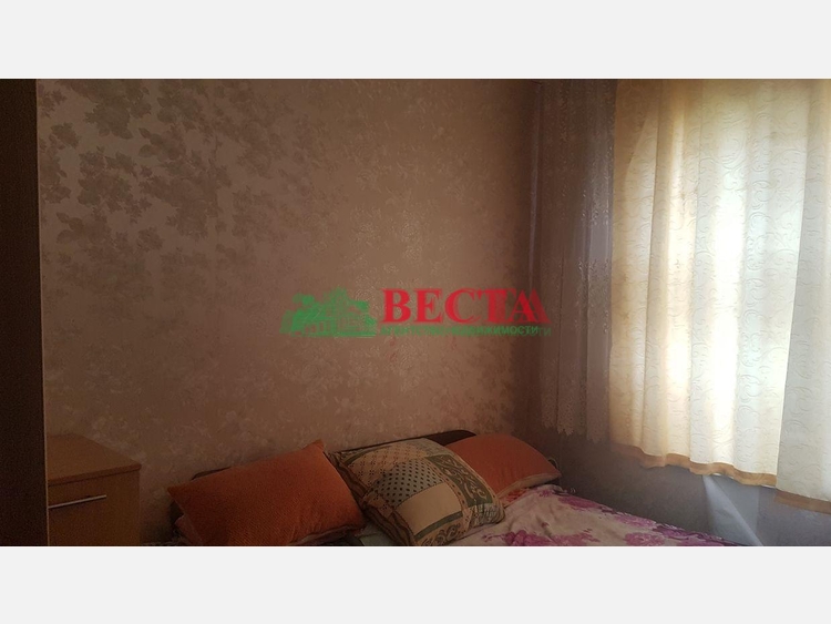 3-комнатная квартира, 50.00 м², 2/2 этаж фото 0