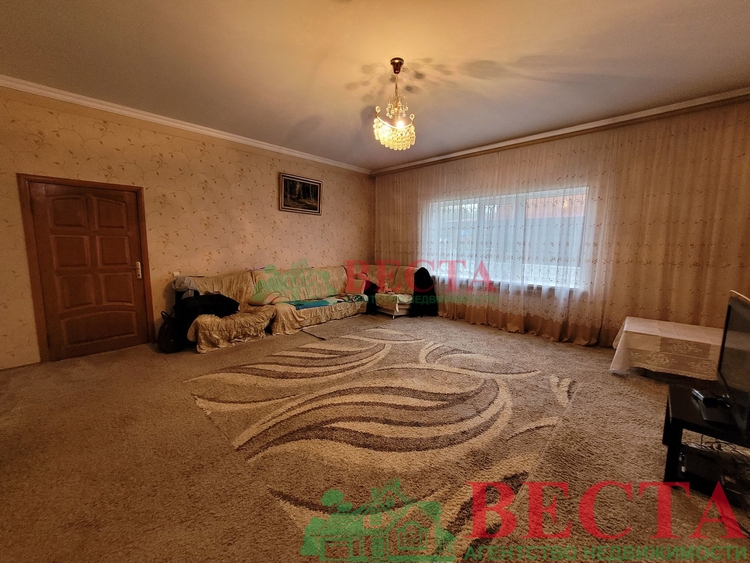 Дом, 240.00 м², на участке 15 сот. фото 7