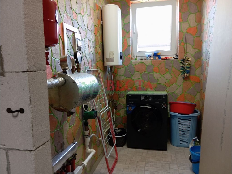 Дом, 132.00 м², на участке 5.45 сот. фото 3