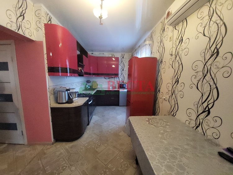 Дом, 60.00 м², на участке 3 сот. фото 5