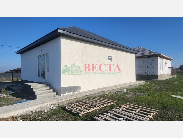 Дом, 90.00 м², на участке 4.50 сот. фото 3