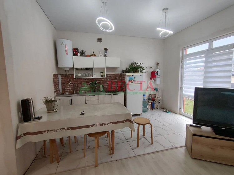 Дом, 75.00 м², на участке 3.50 сот. фото 2