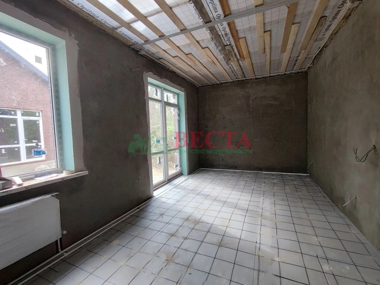 Дом, 110.00 м², на участке 3.30 сот. фото 3