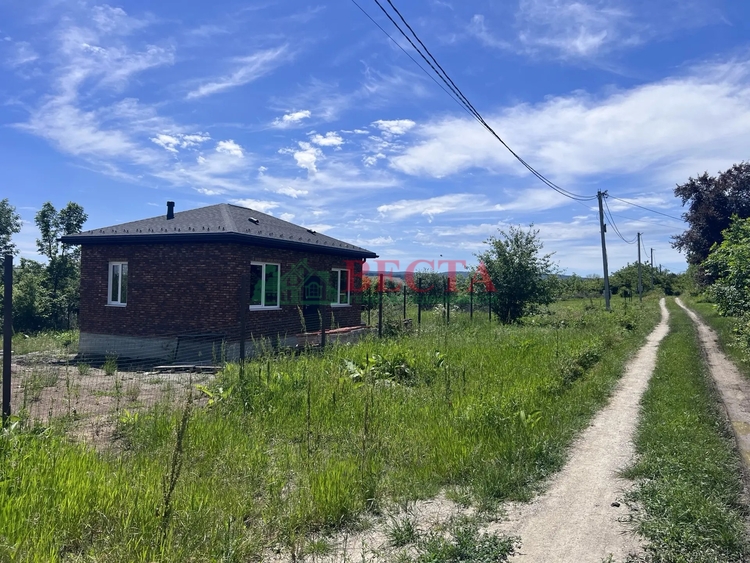 Дом, 50.00 м², на участке 6 сот. фото 1