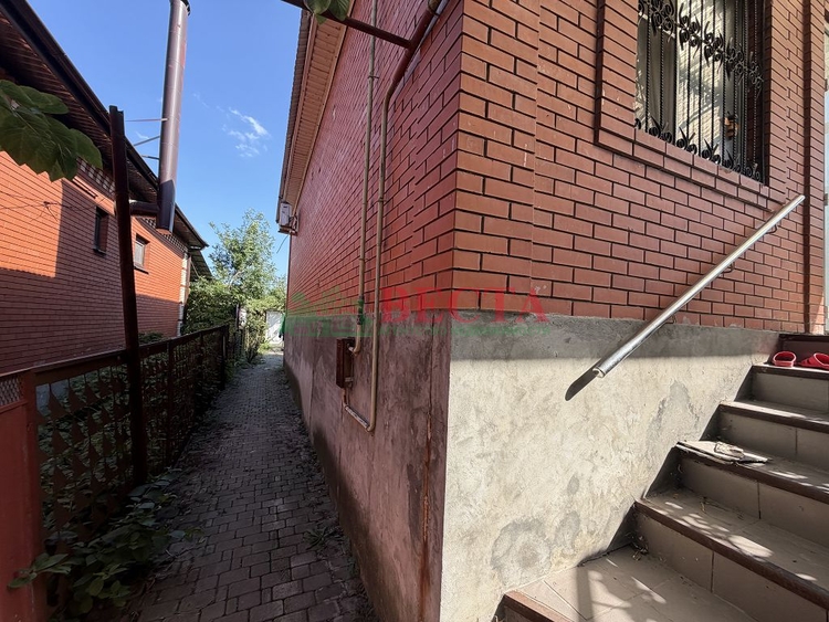 Дом, 97.90 м², на участке 9.79 сот. фото 1